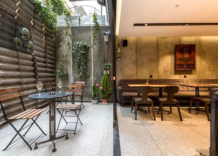 Lampa Design Hotel-special Category