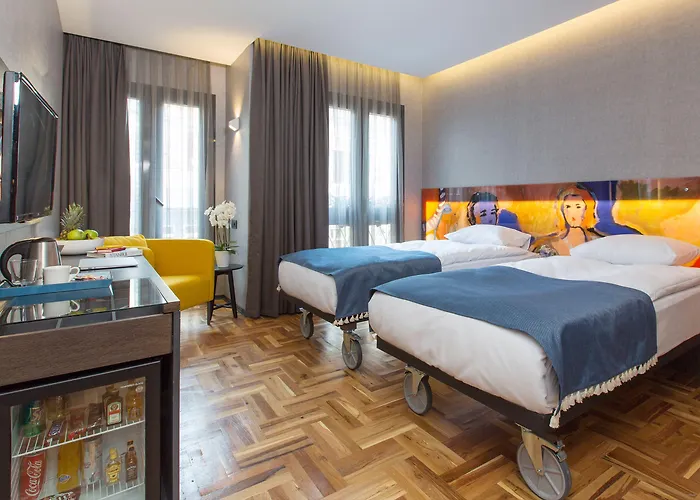 Lampa Design Hotel-special Category Отель 3*