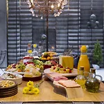 מלון Lampa Design Hotel-special Category