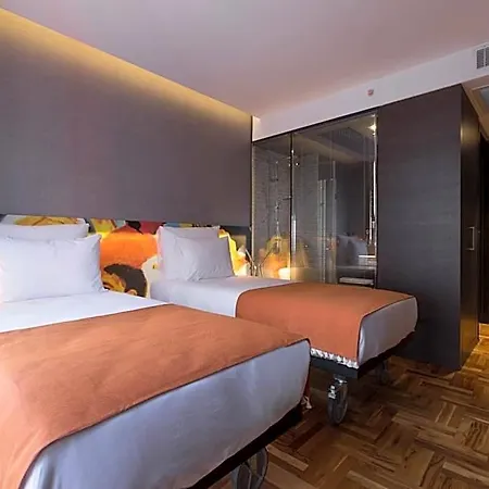 Lampa Design Hotel-special Category מלון