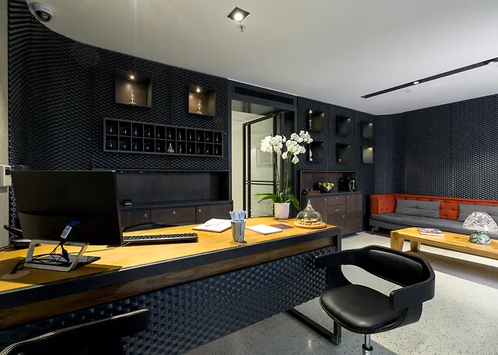 Lampa Design Hotel-special Category Отель 3*