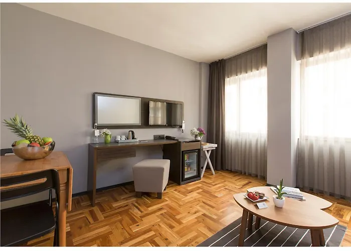 Lampa Design Hotel-special Category 3*