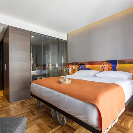 Lampa Design Hotel-special Category Hotel 3*