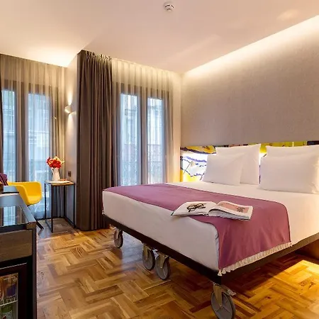 Lampa Design Hotel-special Category Hotel 4*