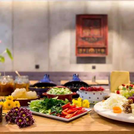 Lampa Design Hotel-special Category 호텔